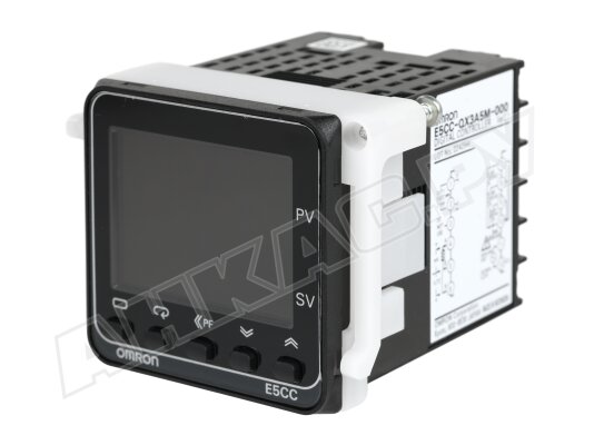 Цифровой регулятор температуры Omron E5CC-QX3A5M-000